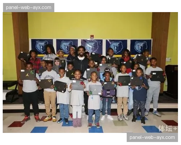 NBA关怀行动：在孟菲斯举办大型青少年篮球训练营